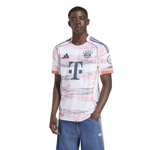 Bayern Munchen uitshirt 2025/2026 wit Allianz Arena